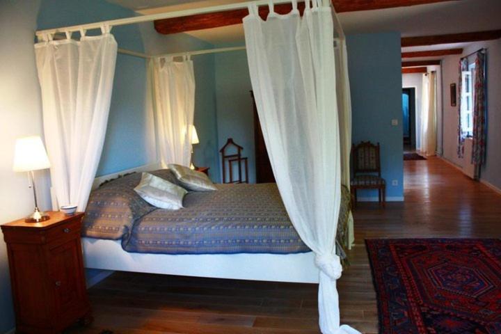 Chateau De Gargas Bed and Breakfast Gaudiès Esterno foto